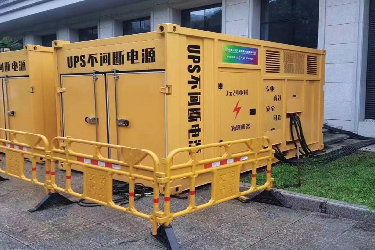新巴尔虎左发电机租赁施工现场